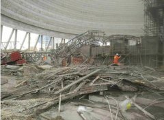 電廠工地坍塌已致74人遇難 傷亡為何如此慘重？