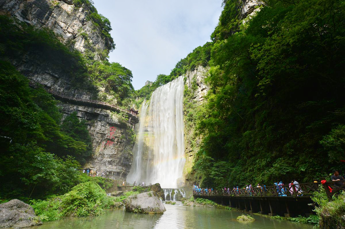 湖北第一、全國(guó)第四的三峽大瀑布